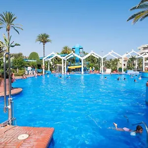 https://benal-beach-sea-front-holiday-home.1costadelsol.com